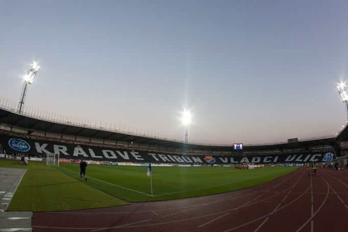 FNL, Baník-Opava: fanoušci Baníku - choreografie