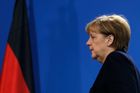 Merkelová si dál stojí za volbou Hamburku pro summit G20. Zodpovědnosti se nezříkám, vzkázala