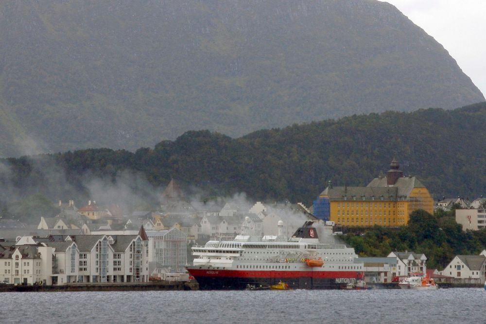 Hořící norský trajekt