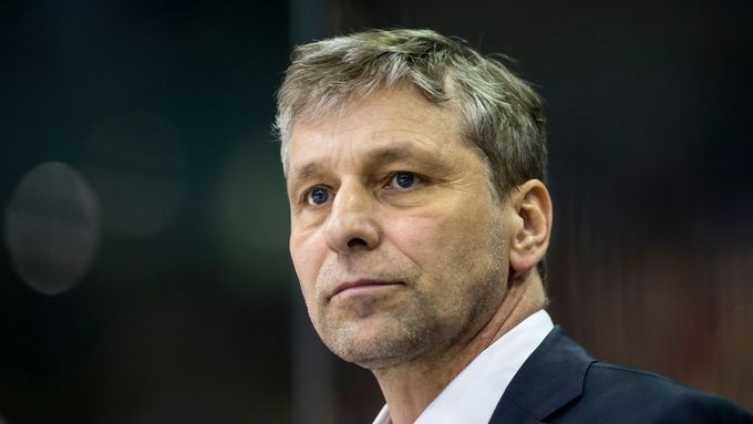 Josef Jandač skončil na postu hlavního trenéra ruského Magnitogorsku po třech zápasech nové sezony.