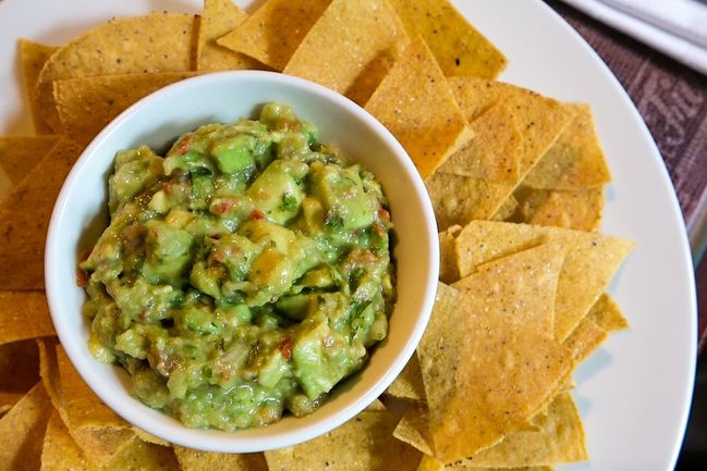 Místo klobásy guacamole