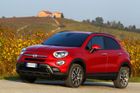 Fiat 500X zvýšil svůj podíl na trhu meziročně o 0,16 procenta za 0,71 %. Za to patří nafouknuté pětistovce lovící mezi příznivci kompaktních SUV, tedy poloterénních aut, dvacáté místo.