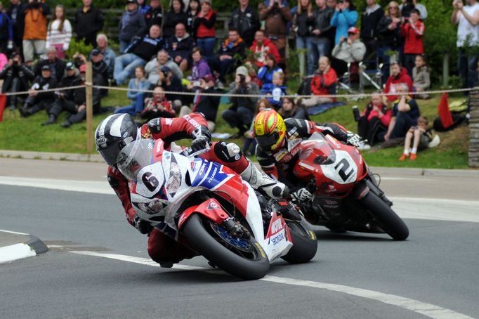 Tourist Trophy 2013: Michael Dunlop, Honda a Cameron Donald, Honda