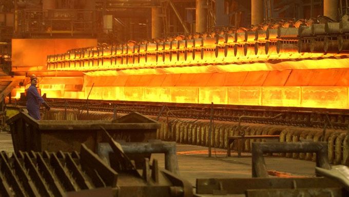 Zpracování oceli v Mittal Steel Ostrava.