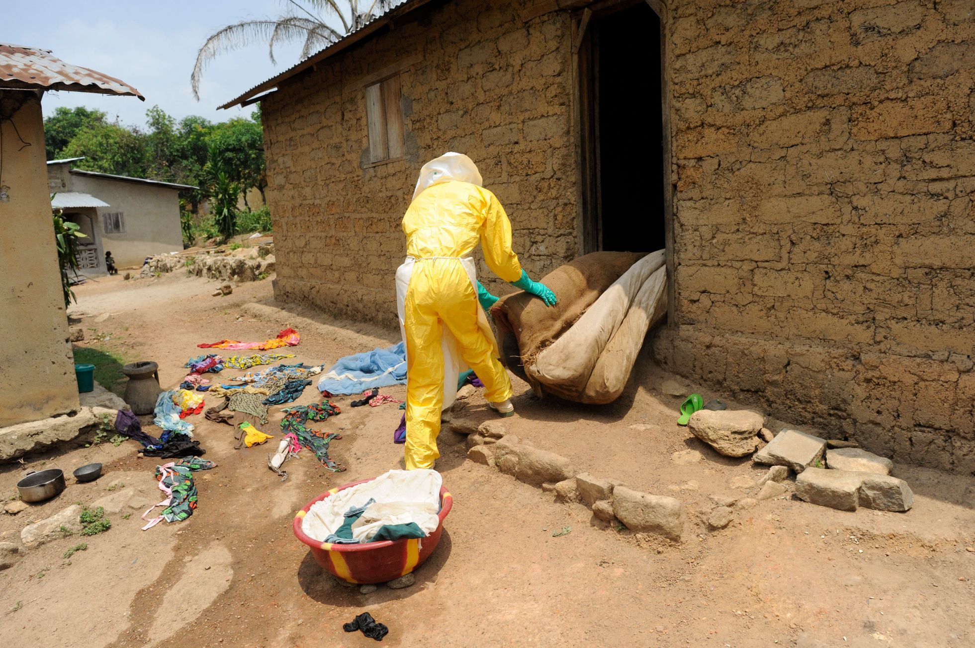 Epidemie eboly v západní Africe