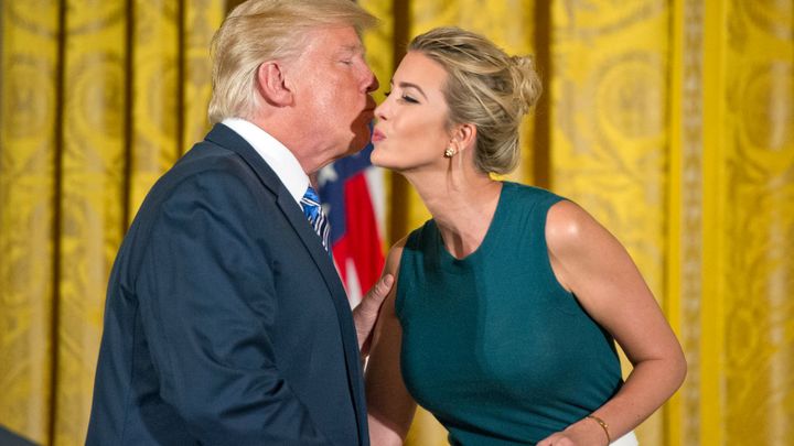Trump chtěl dceru Ivanku navrhnout do OSN i do čela Světové banky, nakonec ustoupil