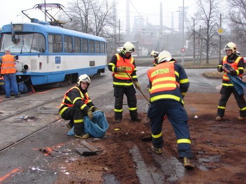 V Ostravě narazila Tatra do tramvaje