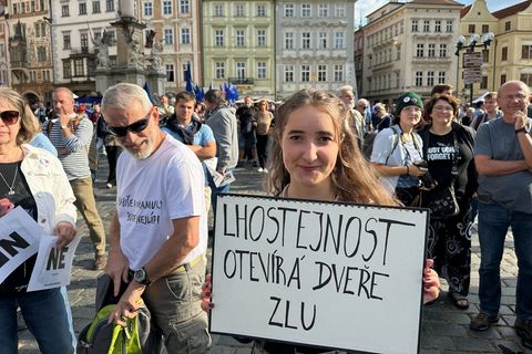 Demonstrace Milion chvilek Staroměstské náměstí