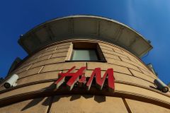 Oděvní řetězec H&M odchází z Ruska. Pro značku šlo o šestý největší trh