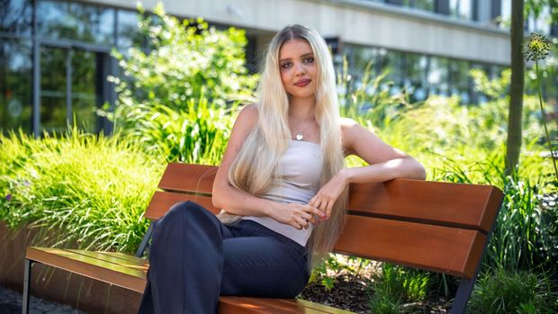 Hlavní je se nebát, říká mladá vědkyně. Míří mezi nobelisty na prestižní univerzitu