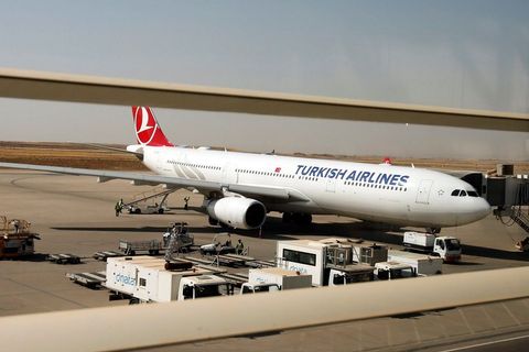 Začíná pozemní a letecká blokáda iráckého Kurdistánu. Bez vývozu ropy budete hladovět, hrozí Erdogan