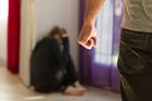 Britská aplikace pro oběti domácího násilí míří do Česka. Uchová důkazy a poradí