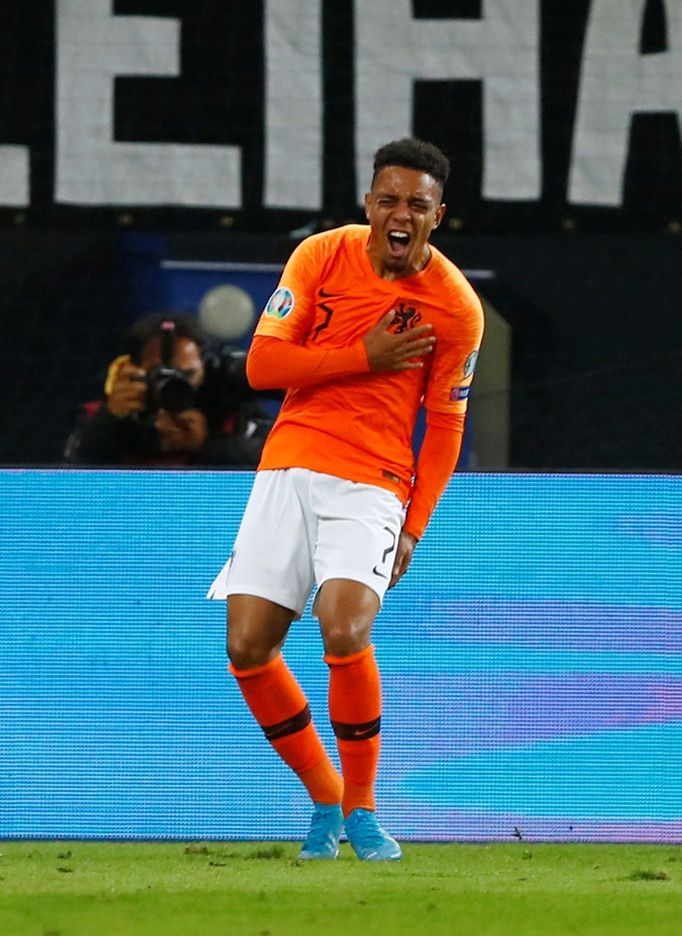 Soccer Football - Euro 2020 Qualifier - Group C - Germany v Netherlands - Volksparkstadion, Hamburg, Germany - September 6, 2019  Netherlands' Donyell Malen celebrates sc