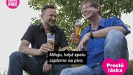 HateFree Culture (Kultura bez nenávisti), projekt Agentury pro sociální začleňování při Úřadu vlády ČR, se rozhodl reagovat na živé debaty o právech gayů a leseb. Vytvořil fotogalerii na téma "Prostě láska" a ukázal, že láska nehledí na pohlaví, etnikum, náboženství či věk. (Na snímku herec Michal Jagelka a moderátor Aleš Cibulka, dlouholetí partneři.