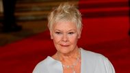 Judi Dench hraje šéfku tajné služby MI6 posedmé - stala se jí v roce 1995 ve Zlatém oku.