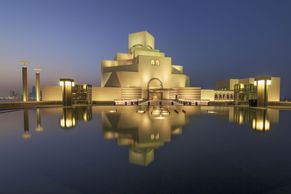 Písek, plyn a opulentní šampionát. Jak se z chudého Kataru stal pohádkově bohatý stát