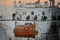 Pětice somálských pirátů dostala v USA doživotí