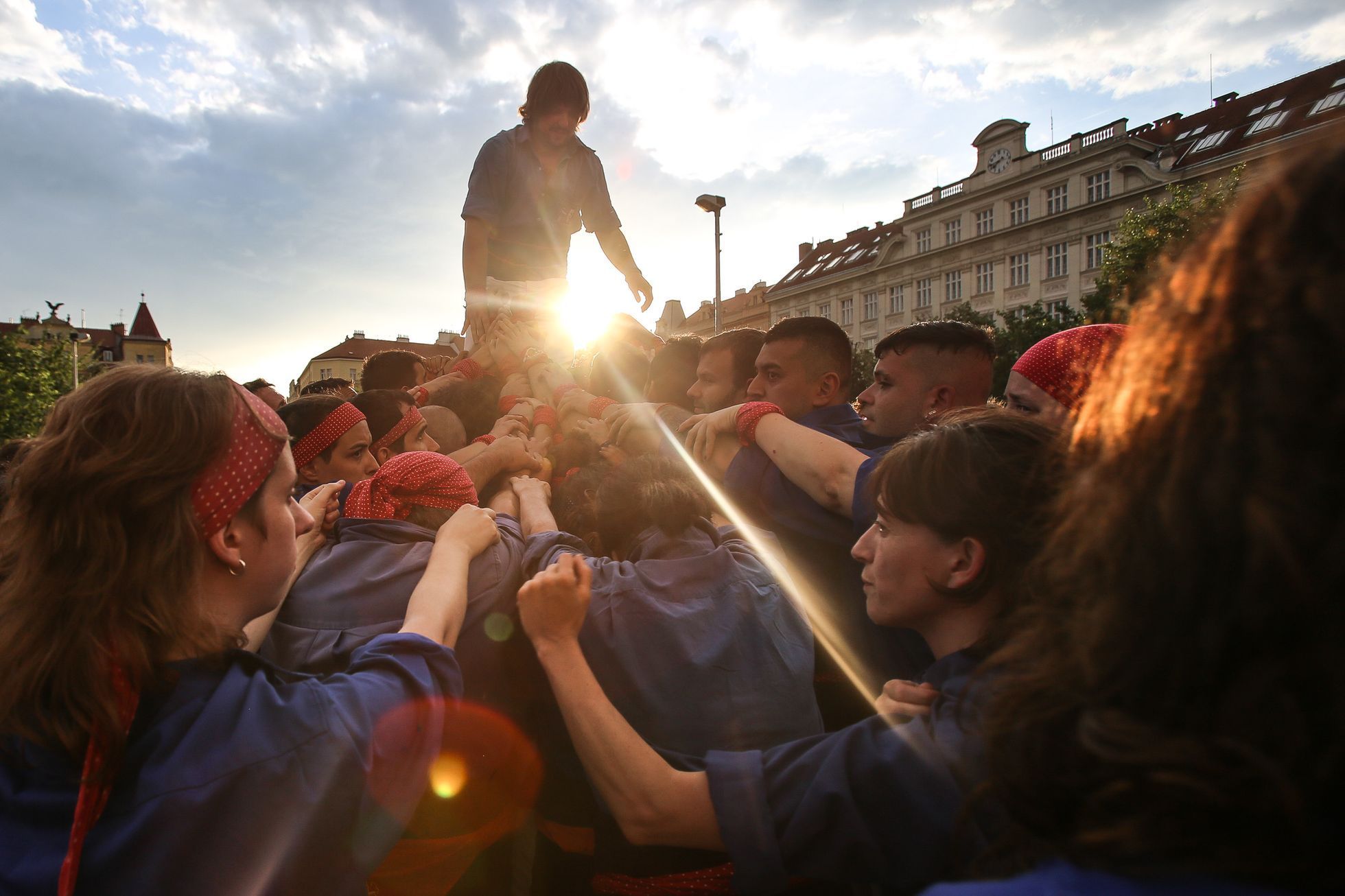 Katalánské lidské věže na náměstí Jiřího z Poděbrad, Castell, Praha