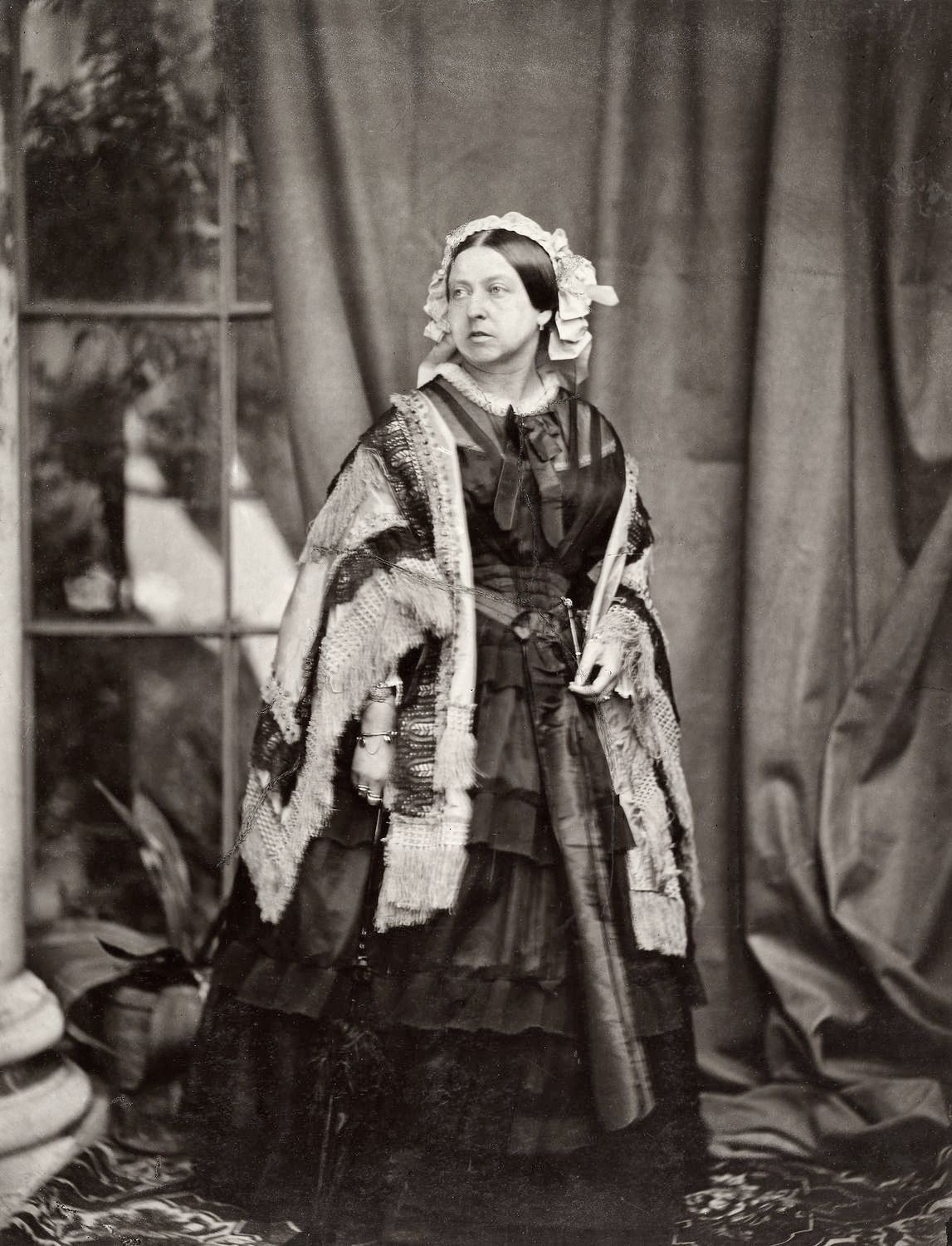 Královna Viktorie korunovace, historie, Velká Británie, Zahraničí