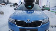 Na vystaveném rapidu už Škoda zveřejňovala svůj čerstvý úspěch z ankety Auto roku
