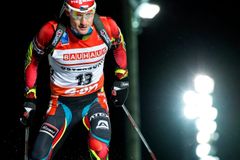 Biatlon ŽIVĚ: Čechům poslední závod sezony nevyšel