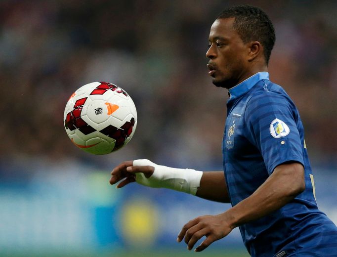 Patrice Evra v kvalifikaci na MS 2014