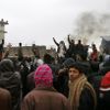 Afghánci protestovali proti pálení koránu na základně USA