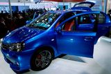Novinku,která je přednostně určena pro zákazníky v Indii, představila Toyota na autosalonu v Dillí