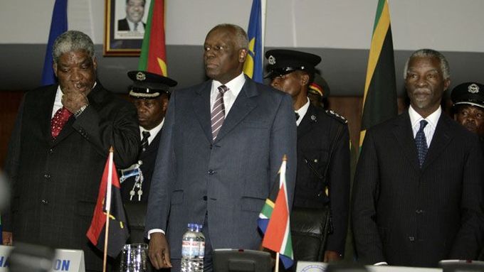 Prezidenti Zambie, Angoly a JARu na setkání představitelů Jihoafrického rozvojového společenství.
