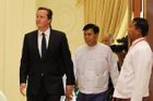 Usmiřování Barmy a Západu pokračuje, přiletěl i Cameron