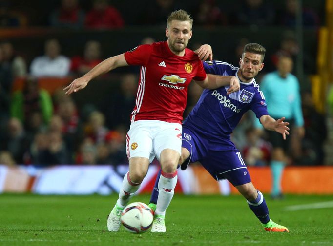 Alexandru Chipciu a Luke Shaw (2017)