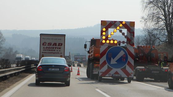 Dálnici D1 čekají další opravy. Víme, kde se zaseknete