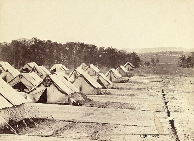 Archivní fotografie pojící se k bitvě u Gettysburgu, která patřila k zásadním momentům americké občanské války Severu proti Jihu v 60. letech 19. století.