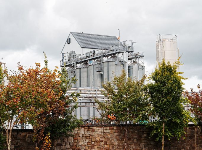 Tullamore, fotografie z města i z tamní výroby irské whiskey