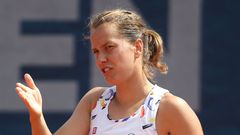 Muchová je ve finále Prague Open, Strýcová schytala výprask