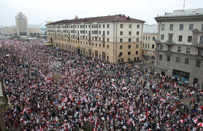 Protesty za odstoupení běloruského prezidenta Alexandra Lukašenka.