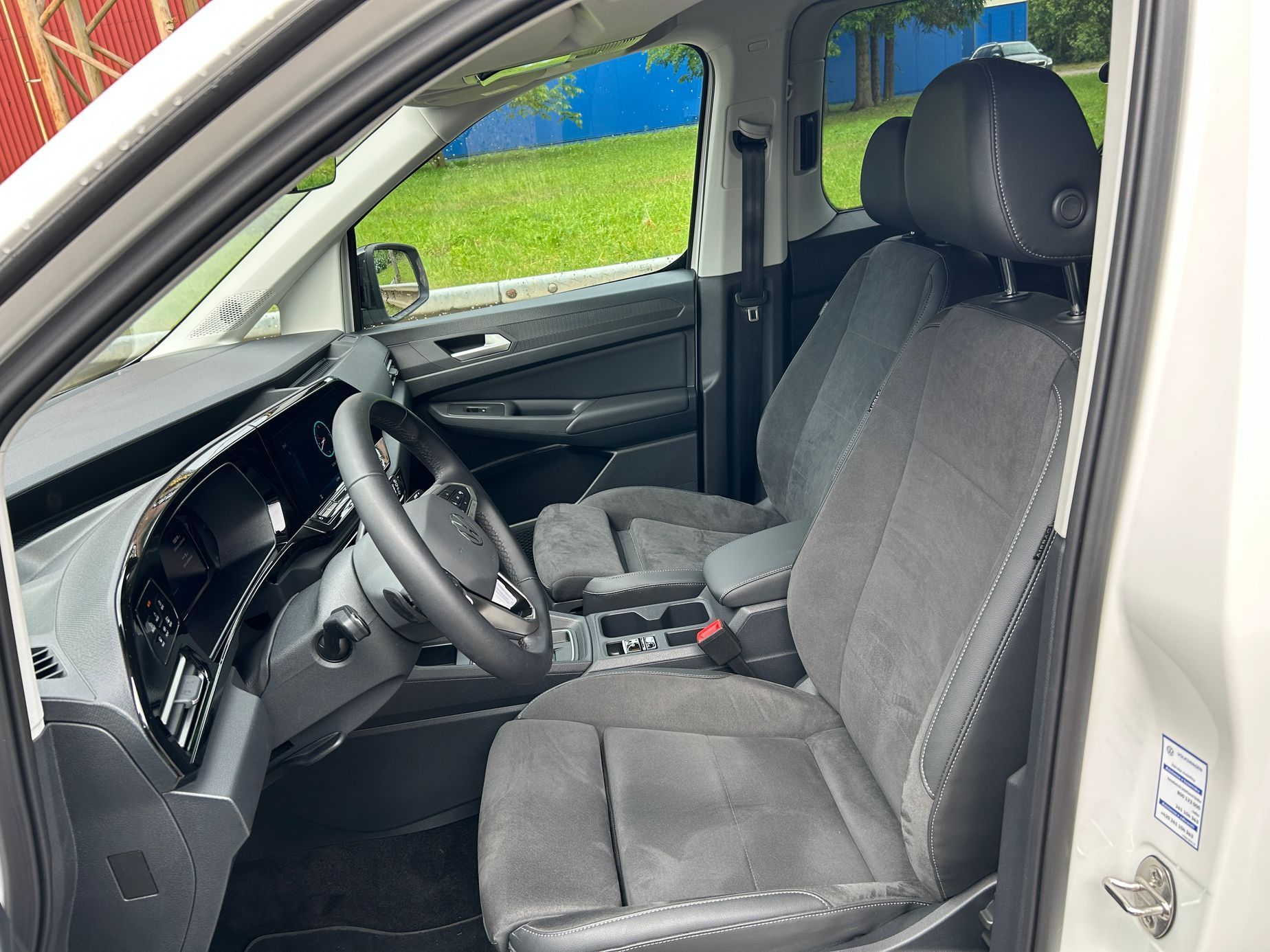 VW Caddy plug-in hybrid