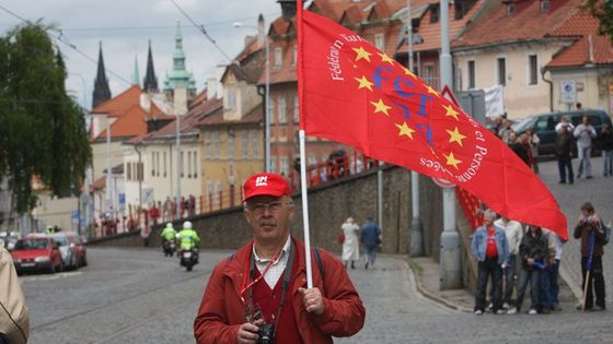 Proletáři jedenácti zemí se spojili