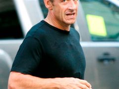 Nicolas Sarkozy se pravidelně věnuje kondičnímu běhu.