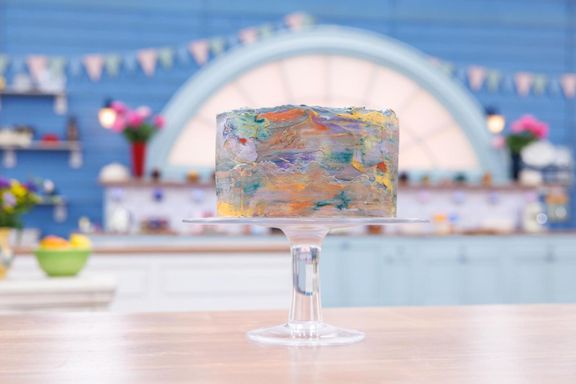 Vrtiška got his penchant for gold decoration from calligraphy.  In the penultimate round of Bake the Whole Earth, he created a cake based on Monet's Impression, Sunrise.