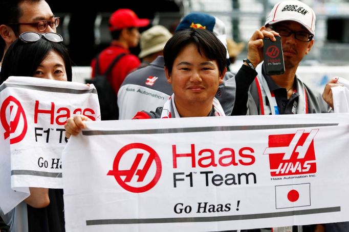 F1, VC Japonska: fanoušci - Haas