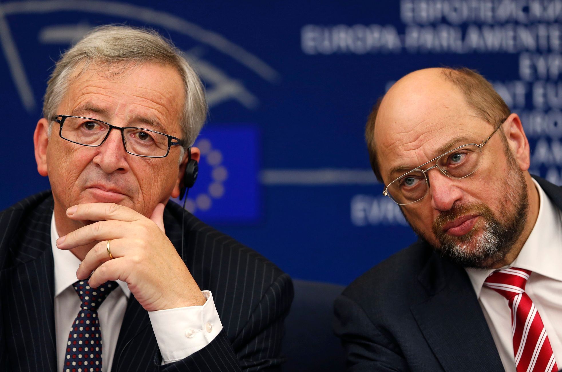 Předseda Evropské komise Jean-Claude Juncker s šéfem Evropského parlamentu Martinem Schulzem.
