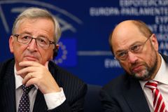 Je jich málo. Juncker stále nemá do Komise dost žen