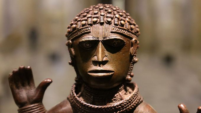 Nejistý osud artefaktů. Jak vypadají beninské bronzy, které se mají vrátit do Afriky