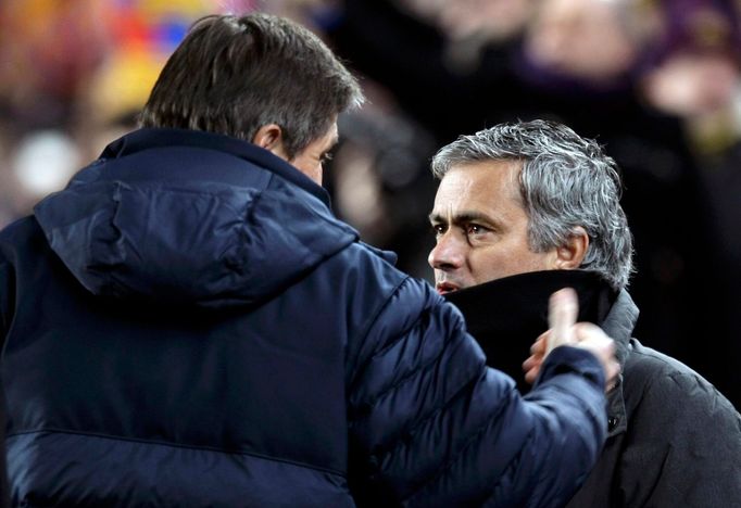 FC Barcelona - Real Madrid: Jordi Roura a Jose Mourinho