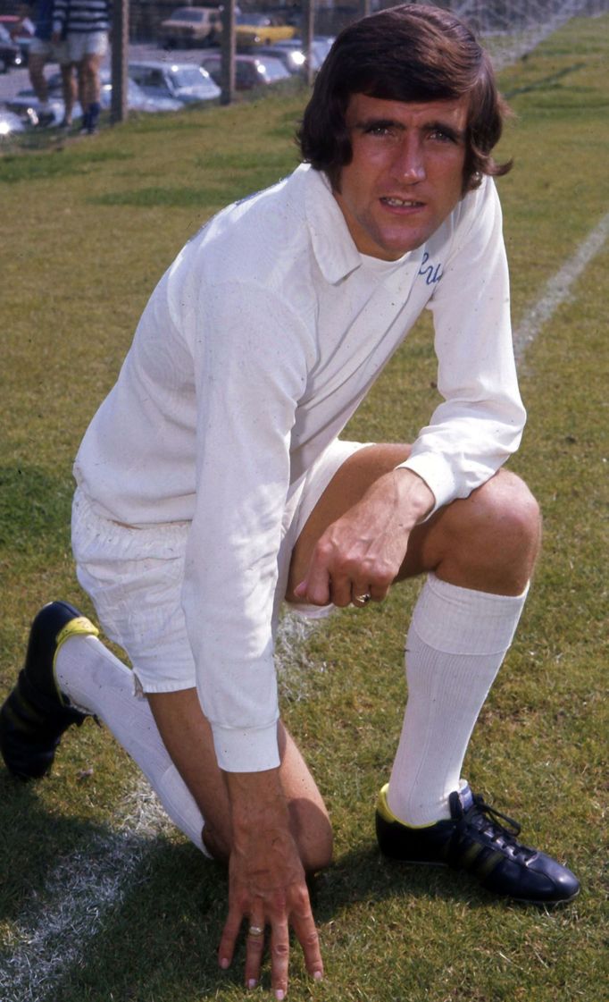 FILE PHOTO: Football - Leeds United Photocall - Elland Road  Norman Hunter - Leeds United  Mandatory Credit:Action Images/File Photo