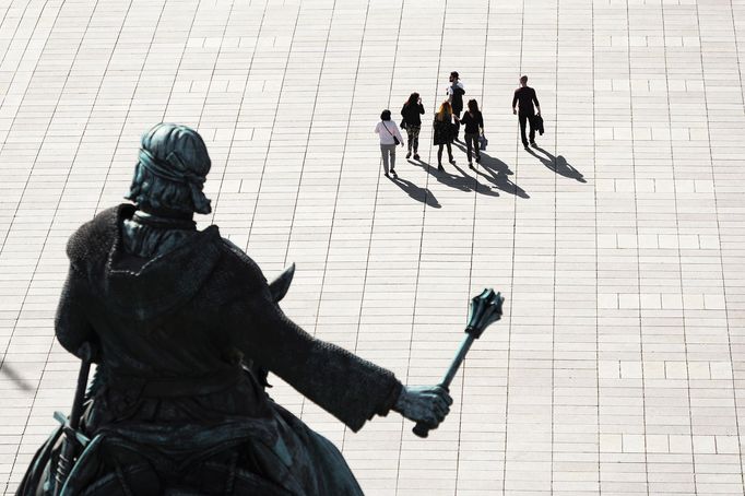 Tomáš Vocelka - Praha pod věžemi. Fotografie z Grantu Prahy 2018