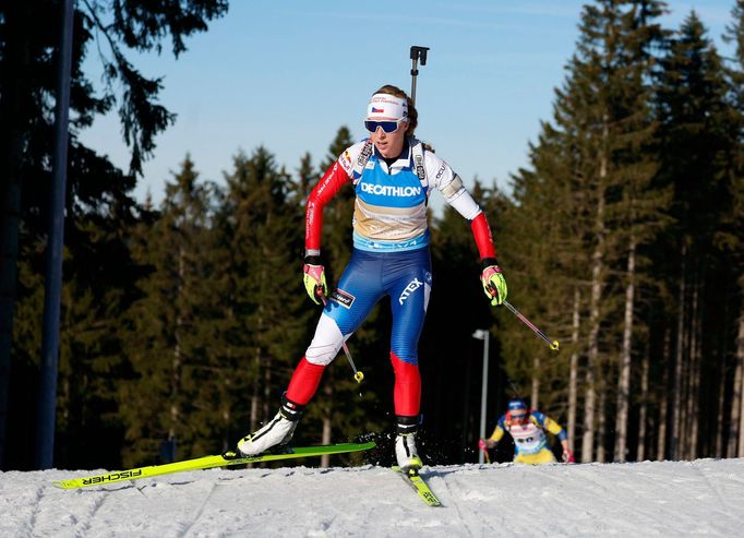 Česká biatlonista Markéta Davidová na trati vytrvalostního závodu při MS v Oberhofu.