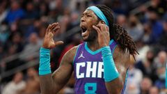 NBA: Charlotte Hornets at Minnesota Timberwolves