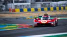 Ferrari posádky Alessandro Pier Guidi, James Calado a Antonio Giovinazzi ve 24 h Le Mans 2023